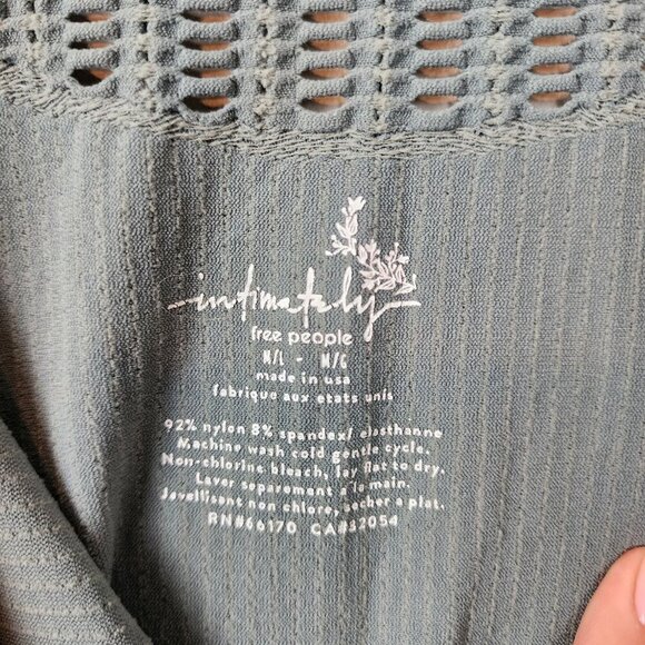 Intimately Free People sz M / L bundle 3 tops ribbed long sleeve laser cut out - Picture 6 of 14